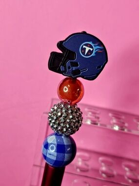 NFL Tennesse Titans Sparkly/Blingy Custom Created Super Fan Beaded Pen